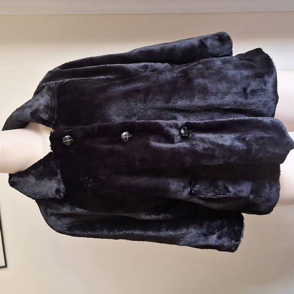 Dialogue Black Faux Fur Jacket with Hidden Snaps & 3/4 Sleeves “My Fair Lady” XL - Picture 3 of 10